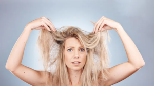 Read more about the article How Can You Transform Your Dry Damaged Hair?